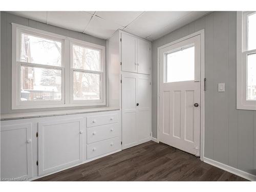 24 Campbell Street, Brantford, ON - Indoor Photo Showing Other Room