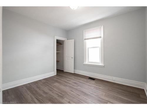 24 Campbell Street, Brantford, ON - Indoor Photo Showing Other Room