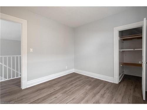 24 Campbell Street, Brantford, ON - Indoor Photo Showing Other Room
