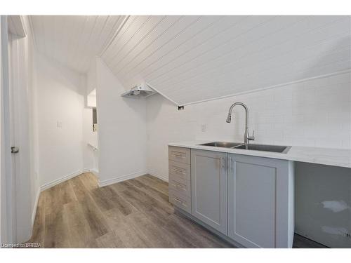 4C-16 Arthur Street, Brantford, ON - Indoor