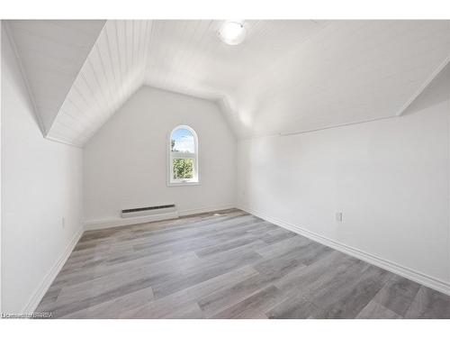 4C-16 Arthur Street, Brantford, ON - Indoor Photo Showing Other Room