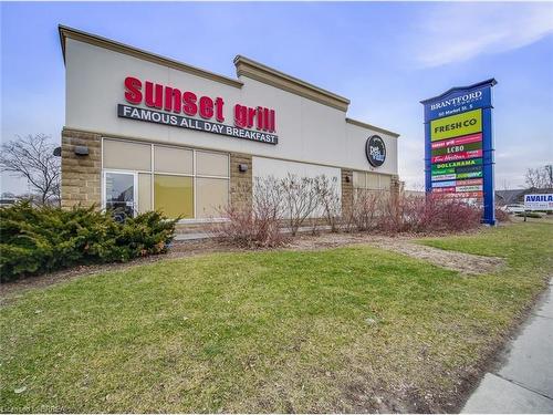 813-7 Erie Avenue, Brantford, ON - Outdoor