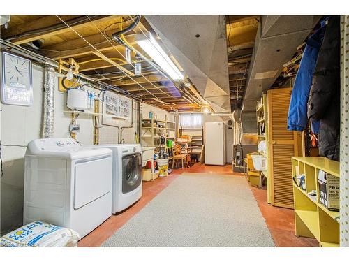 32 Pusey Boulevard, Brantford, ON - Indoor Photo Showing Laundry Room