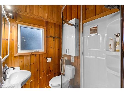 111 Wilson Drive, Georgian Bluffs, ON - Indoor Photo Showing Bathroom