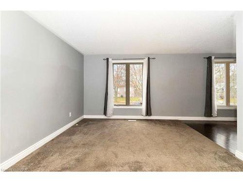 38 Sympatica Crescent, Brantford, ON - Indoor Photo Showing Other Room