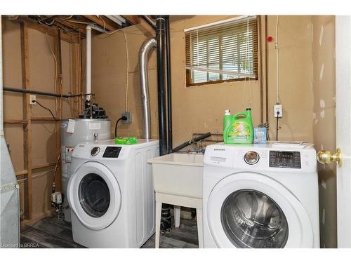38 Sympatica Crescent, Brantford, ON - Indoor Photo Showing Laundry Room