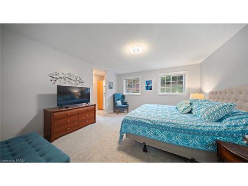 74 Gordon Street, Cambridge, ON - Indoor Photo Showing Bedroom