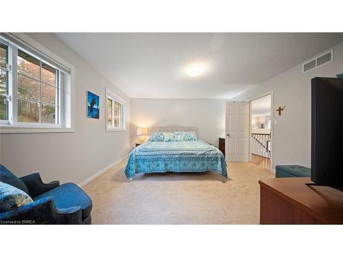 74 Gordon Street, Cambridge, ON - Indoor Photo Showing Bedroom