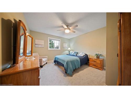 74 Gordon Street, Cambridge, ON - Indoor Photo Showing Bedroom