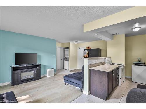 104-793 Colborne Street E, Brantford, ON - Indoor