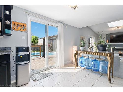 25 Winter Way, Brantford, ON - Indoor