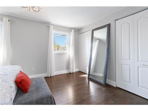 25 Winter Way, Brantford, ON - Indoor Photo Showing Bedroom