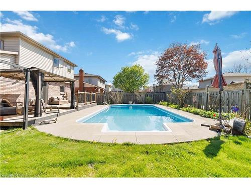 25 Winter Way, Brantford, ON - Outdoor With In Ground Pool With Deck Patio Veranda With Backyard