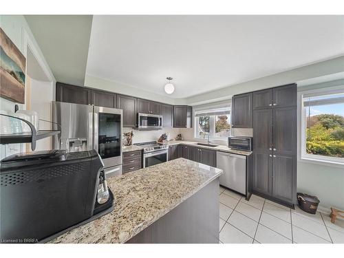 38-470 Beach Boulevard, Hamilton, ON - Indoor Photo Showing Kitchen With Upgraded Kitchen