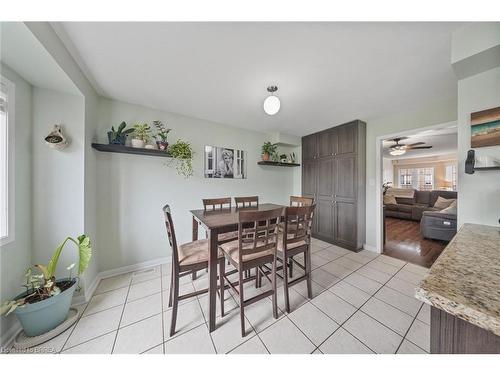 38-470 Beach Boulevard, Hamilton, ON - Indoor Photo Showing Dining Room