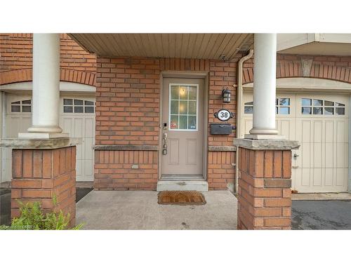 38-470 Beach Boulevard, Hamilton, ON - Outdoor