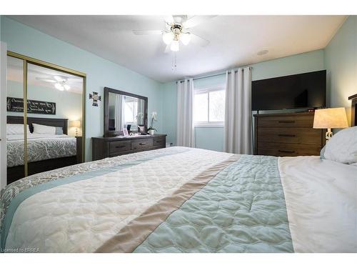5 Burdock Boulevard, Brantford, ON - Indoor Photo Showing Bedroom