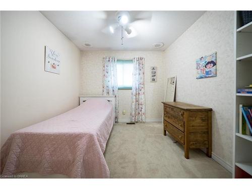 5 Burdock Boulevard, Brantford, ON - Indoor Photo Showing Bedroom