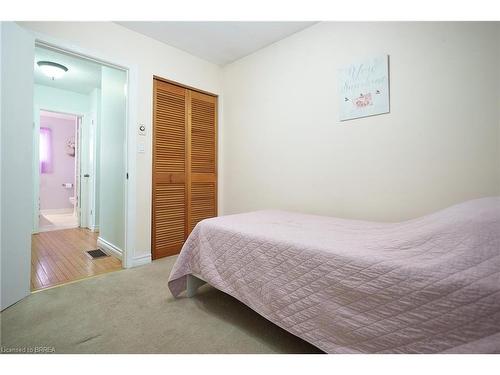 5 Burdock Boulevard, Brantford, ON - Indoor Photo Showing Bedroom