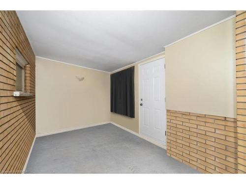 698 West 5Th Street, Hamilton, ON - Indoor Photo Showing Other Room