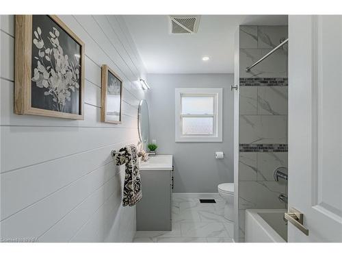 14 Montour Place, Brantford, ON - Indoor