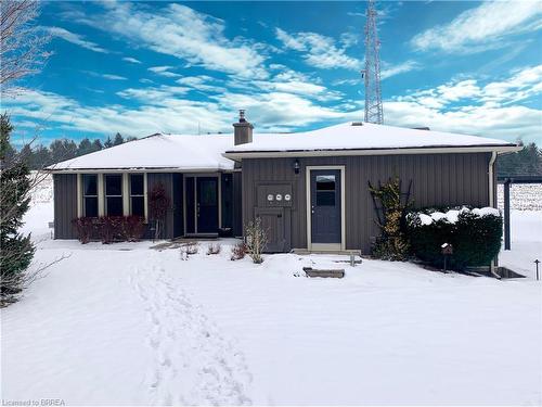 2532 Governors Road, Lynden, ON - Outdoor