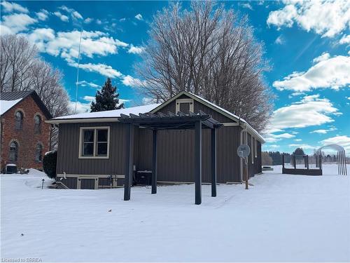 2532 Governors Road, Lynden, ON - Outdoor