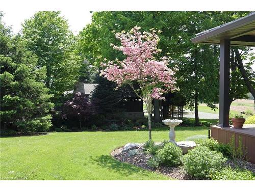 2532 Governors Road, Lynden, ON - Outdoor