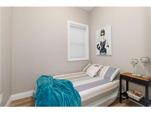 16 Mt. Pleasant Street, Brantford, ON - Indoor Photo Showing Other Room