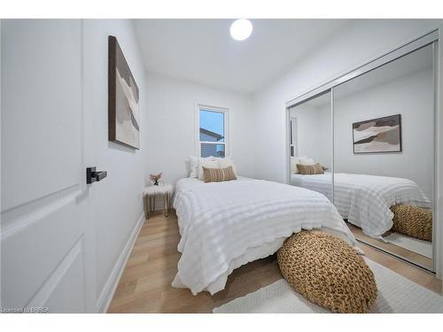 12 Carlyle Street, Brantford, ON - Indoor Photo Showing Bedroom