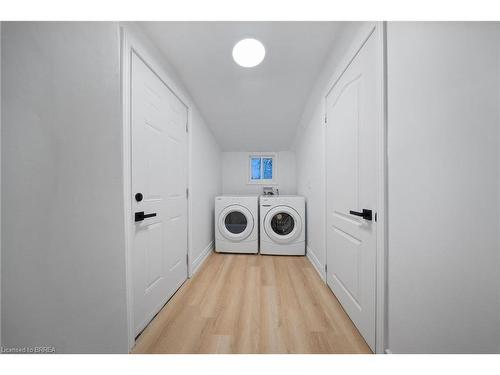 12 Carlyle Street, Brantford, ON - Indoor Photo Showing Laundry Room