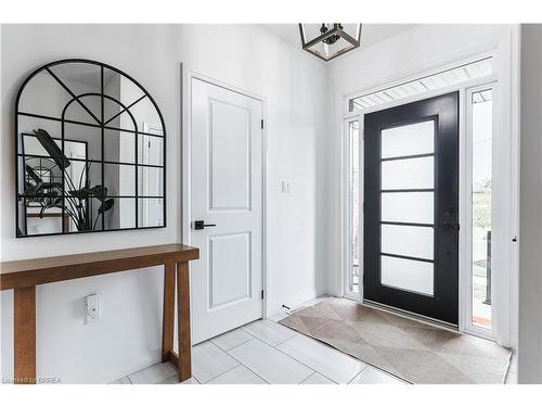 20 Cumberland Street, Brantford, ON - Indoor Photo Showing Other Room