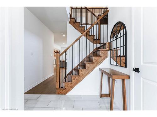 20 Cumberland Street, Brantford, ON - Indoor Photo Showing Other Room