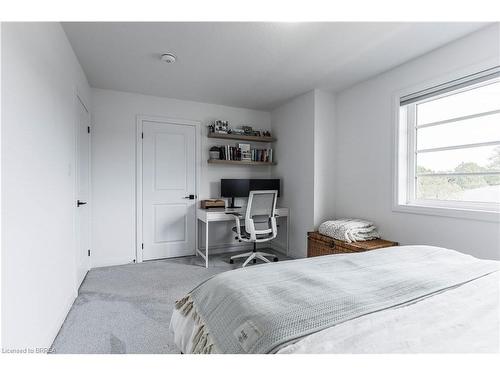 20 Cumberland Street, Brantford, ON - Indoor Photo Showing Bedroom