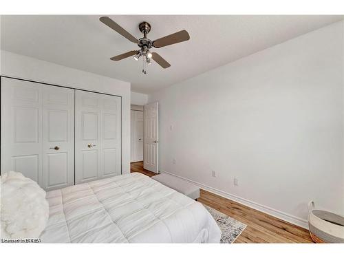 207-793 Colborne Street E, Brantford, ON - Indoor Photo Showing Bedroom