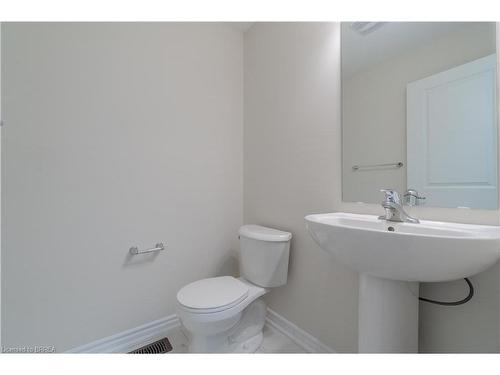 81-620 Colborne Street W, Brantford, ON - Indoor Photo Showing Bathroom