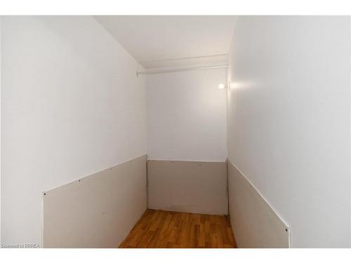 10 Albemarle Street, Brantford, ON - Indoor Photo Showing Other Room