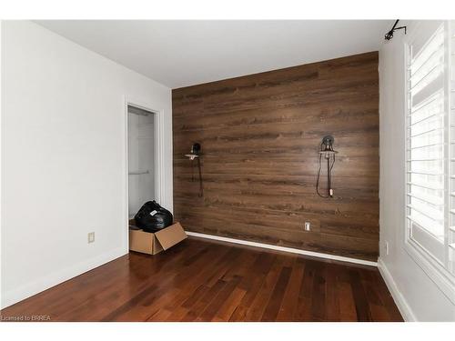 10 Albemarle Street, Brantford, ON - Indoor Photo Showing Other Room