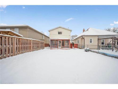 11 Hill Avenue, Brantford, ON - Outdoor With Exterior