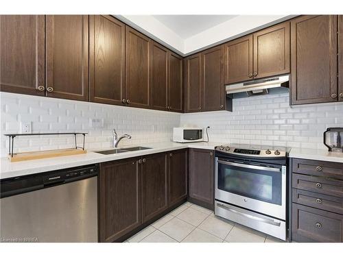 3-68 First Street, Orangeville, ON - Indoor Photo Showing Kitchen With Double Sink