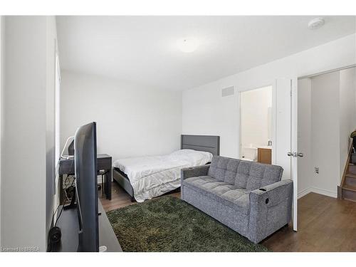 3-68 First Street, Orangeville, ON - Indoor Photo Showing Bedroom