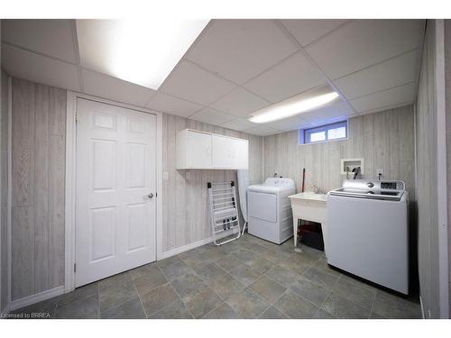 2 Grenada Drive, Simcoe, ON - Indoor Photo Showing Laundry Room
