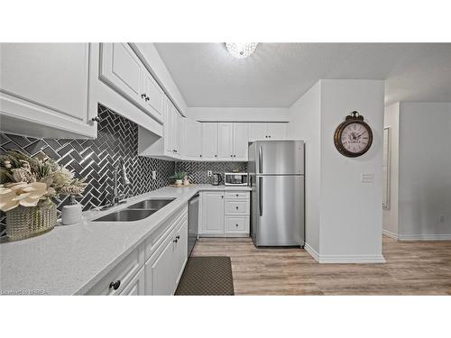 128 Mcmeeken Drive, Cambridge, ON - Indoor Photo Showing Kitchen With Double Sink