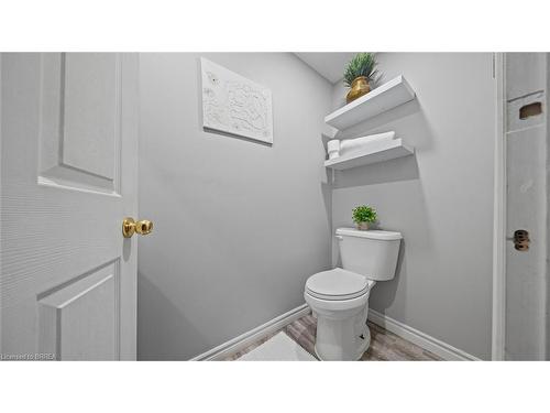 128 Mcmeeken Drive, Cambridge, ON - Indoor Photo Showing Bathroom