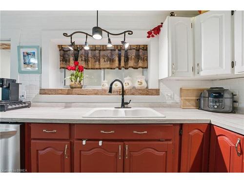 87 Norwich Road, Scotland, ON - Indoor Photo Showing Kitchen