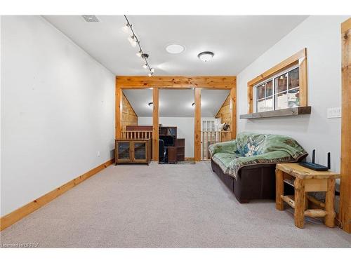 87 Norwich Road, Scotland, ON - Indoor