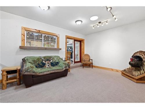 87 Norwich Road, Scotland, ON - Indoor Photo Showing Bedroom