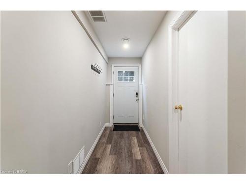 Lower-4319 Arejay Avenue, Beamsville, ON - Indoor Photo Showing Other Room