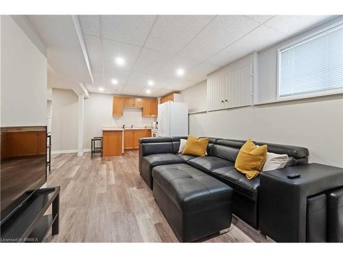 Lower-4319 Arejay Avenue, Beamsville, ON - Indoor