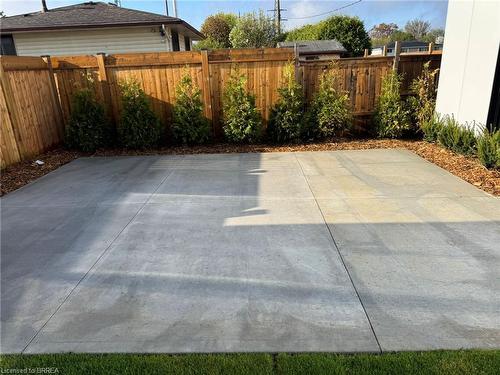 Adu-46 Linden Avenue, Brantford, ON - Outdoor